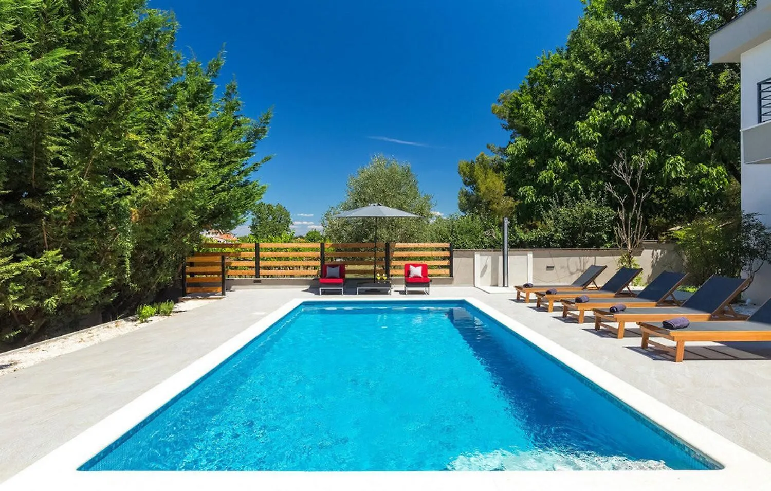Villa Stribor Near Medulin For 8 People With Private Pool - Only 1 Km From The Beach 班约勒 克罗地亚