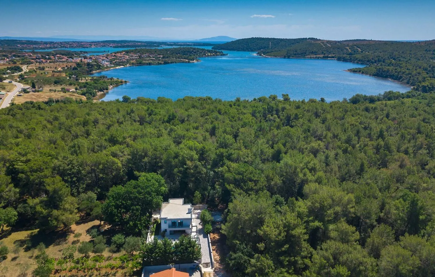 Villa Stribor Near Medulin For 8 People With Private Pool - Only 1 Km From The Beach 班约勒 0*,  克罗地亚