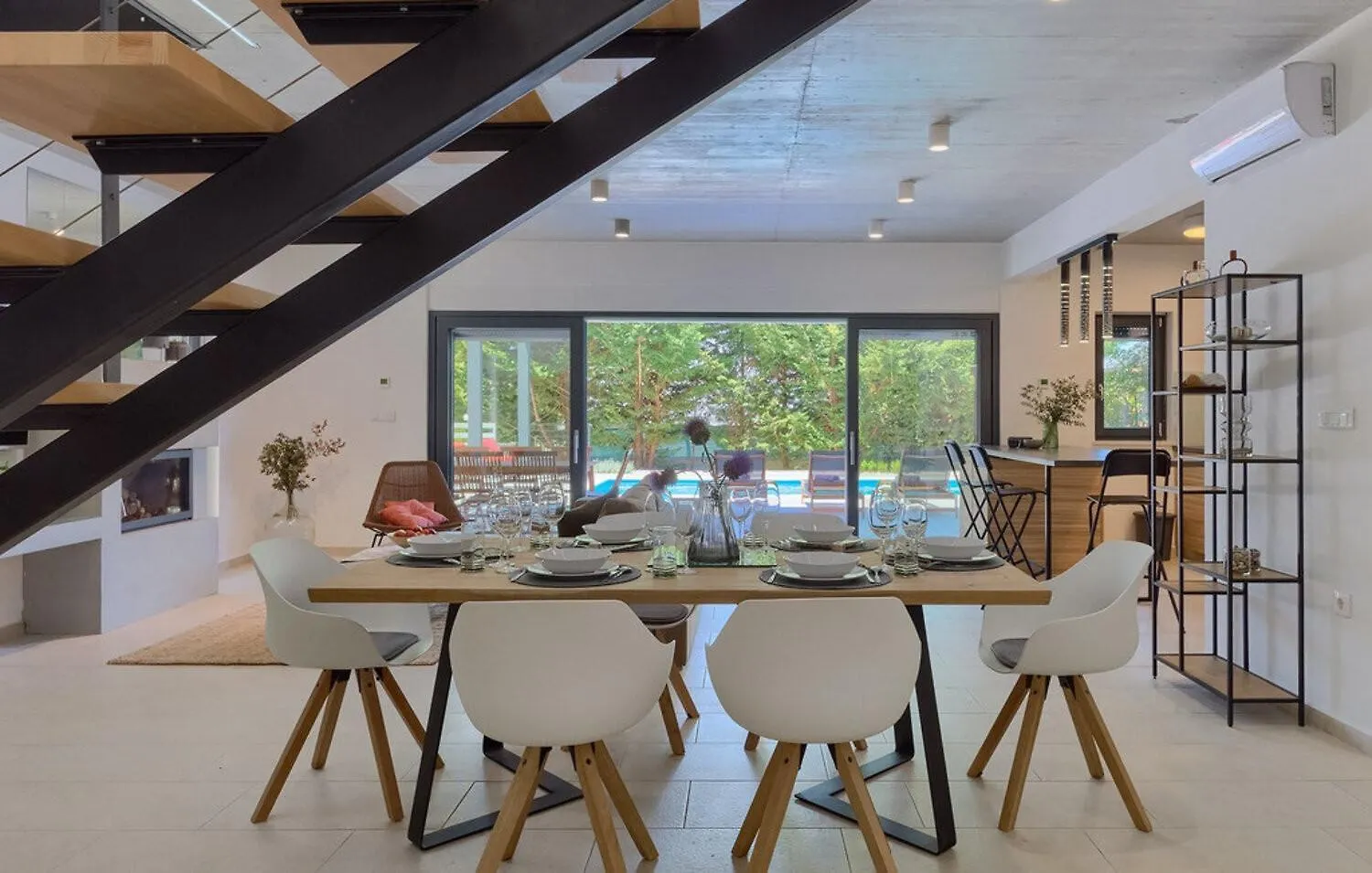 Villa Stribor Near Medulin For 8 People With Private Pool - Only 1 Km From The Beach 班约勒
